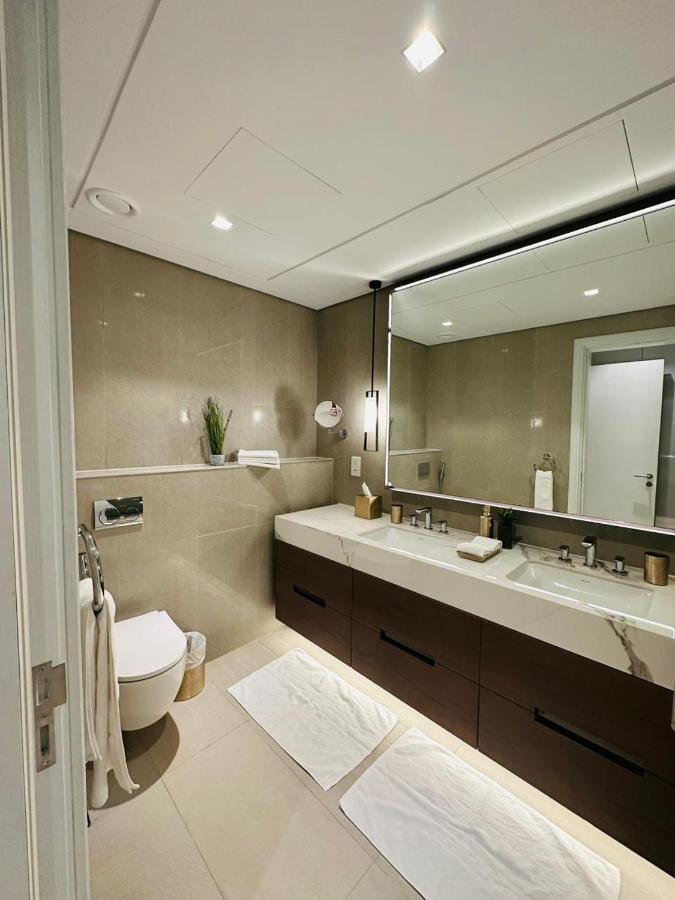 Ocean Mountain View Apartment At The Address Fujaïrah Extérieur photo